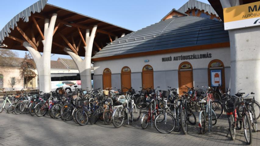 makó